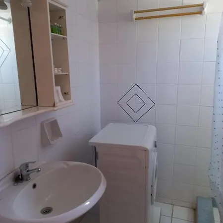 Santorini Grace No1 * Foinikiá